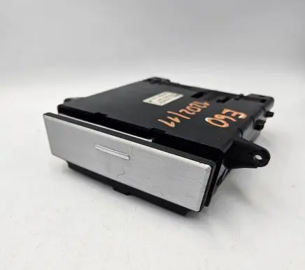 BMW 5 E60 E61 Car ashtray 6976376 6976375