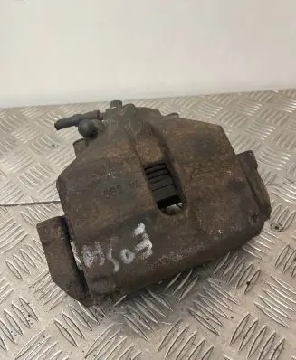 Volkswagen Eos Front brake caliper 582VL