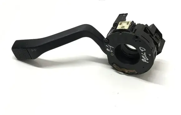 Volkswagen Polo III 6N 6N2 6NF Indicator stalk DOTSAEQB88001