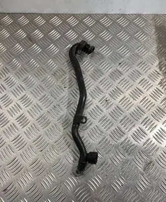 Volkswagen PASSAT B6 Engine coolant pipe/hose 5N0121065