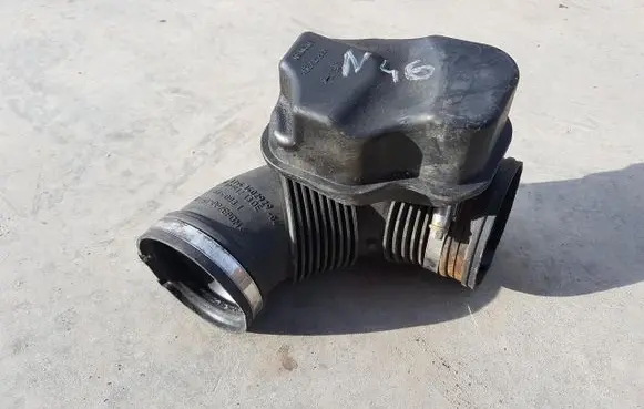 BMW X3 E83 Intercooler hose/pipe 3402929
