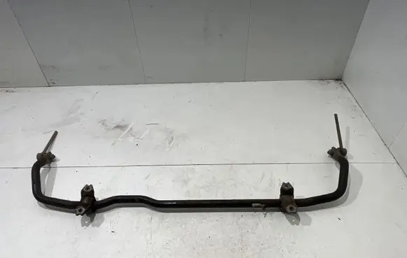 Volkswagen PASSAT B8 Front anti-roll bar/sway bar 3Q0411303A