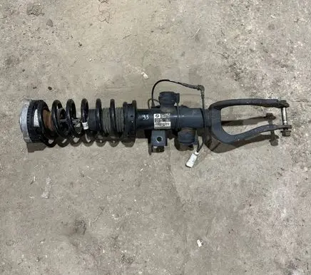 BMW 5 F10 F11 Front shock absorber with coil spring 6796858
