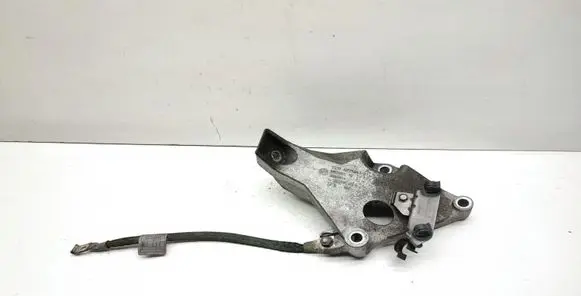 BMW X1 E84 Engine mounting bracket 6775041 22116775041