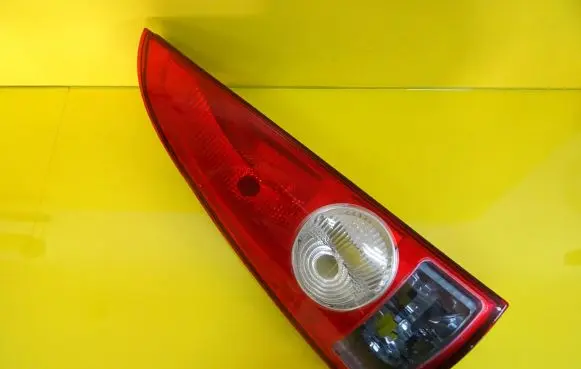 Renault Espace - Grand espace IV Rear/tail lights 8200027153