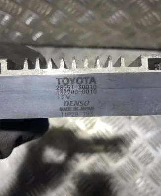 Toyota Avensis T270 Glow plug pre-heat relay 2855130010
