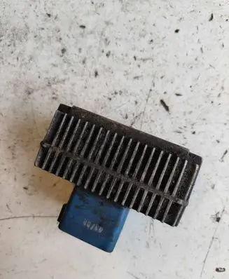Opel Zafira B Glow plug pre-heat relay 51299014B