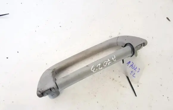 Mercedes-Benz S W220 Front interior roof grab handle 2208100551