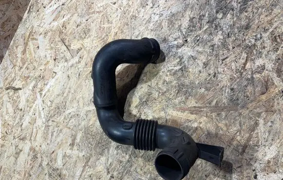 Renault Master III Air intake duct part 70356875