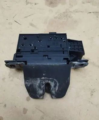 Opel Signum Tailgate/trunk/boot lock/catch/latch 24441401 495072894