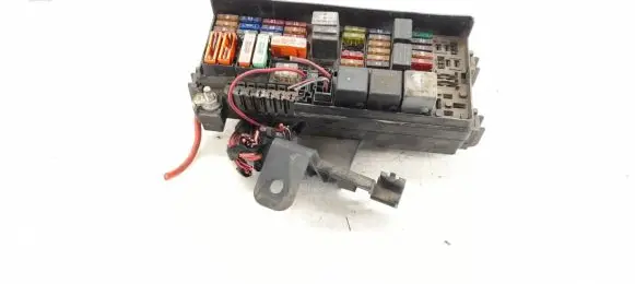 Mercedes-Benz R W251 Fuse box set 1645403072 1645402372