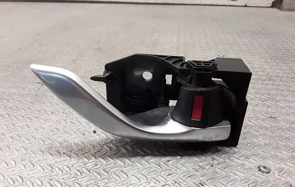 Mazda 6 Rear door interior handle T8314
