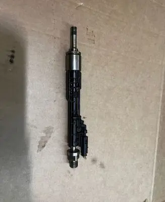 BMW X6 E71 Fuel injector 0261500109 1211106356 0261500166