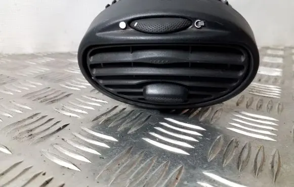 Ford Focus Dash center air vent grill 98AB19893AKW
