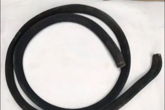 Mercedes-Benz E W124 Front door rubber seal 