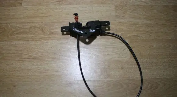 BMW X5 E53 Tailgate lock latch 8408963