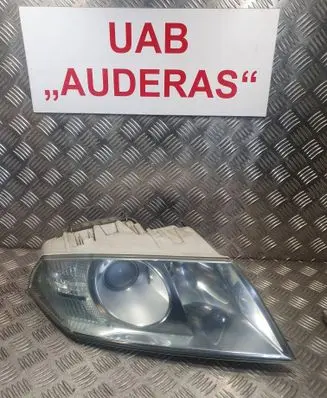 Skoda Octavia Mk2 (1Z) Headlight/headlamp 83110009044