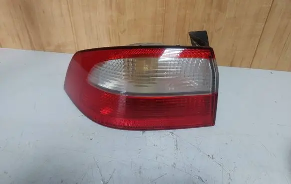 Renault Laguna II Rear/tail lights 8200002473