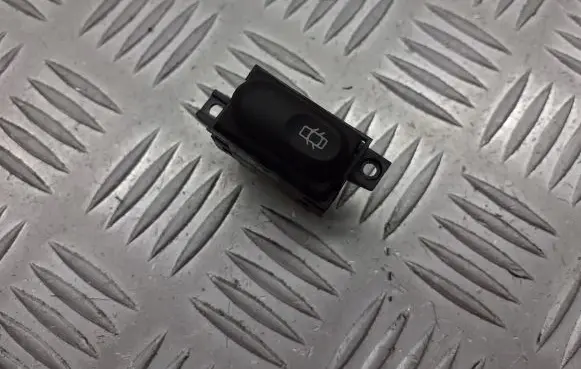 Renault Kangoo I Central locking switch button 7700845435