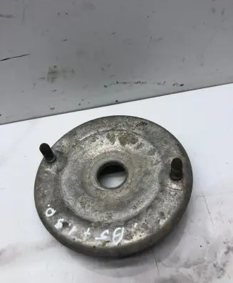 Volkswagen PASSAT B5.5 Coil spring mount 8D0413109D