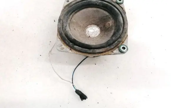 Nissan Almera Front door speaker