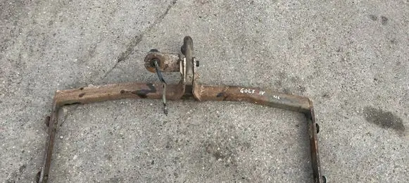 Volkswagen Golf IV Tow bar E20017801