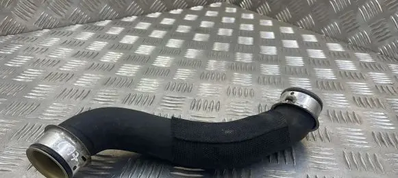 Mercedes-Benz E W212 Engine coolant pipe/hose