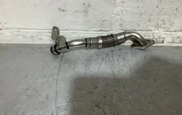 BMW 5 E60 E61 Turbo turbocharger oiling pipe/hose 7563713