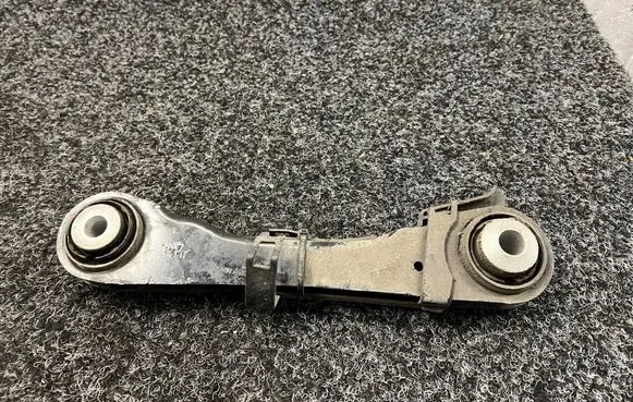 BMW 5 G30 G31 Rear upper control arm/wishbone 6867537 33326867537