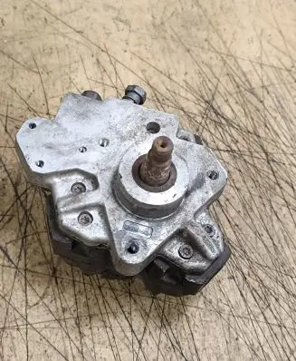 Fuel injection high pressure pump