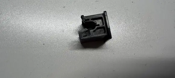 Hyundai Kona I Headlight/headlamp mounting bracket 