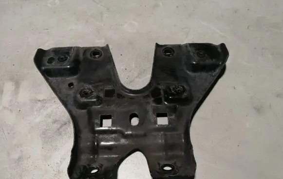 Volkswagen PASSAT B8 Radiator support slam panel bracket 3G0805567A