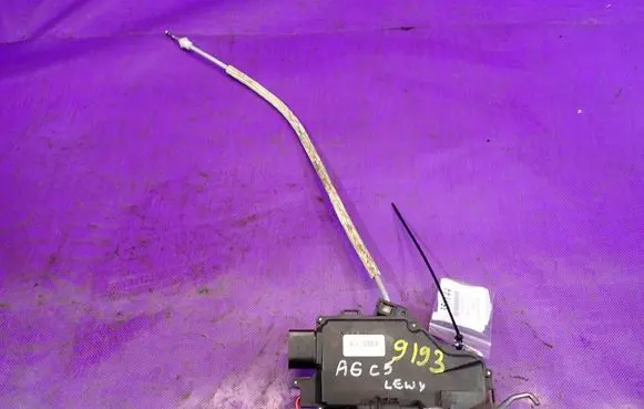 Audi A6 S6 C5 4B Front door lock 25100