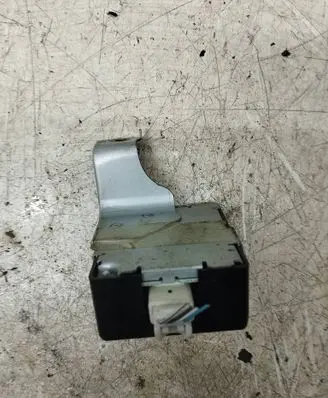 Toyota Corolla Verso AR10 Door control unit/module 897410F010 61B168000