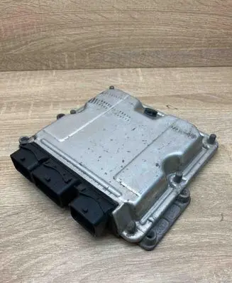 Citroen Xsara Engine control unit/module ECU 9647693180 0281011084