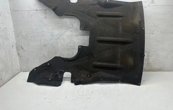 BMW 4 F32 F33 Engine splash shield/under tray