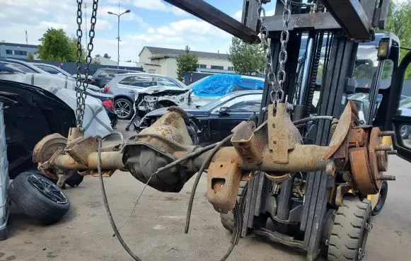 Dodge RAM Rear axle beam with reductor 