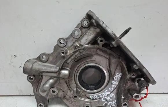 Peugeot 3008 II Oil pump S27610645 9686038880