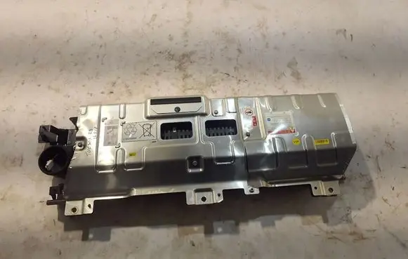 Hyundai Tucson TL Hybrid / electric car battery 37501CZ000