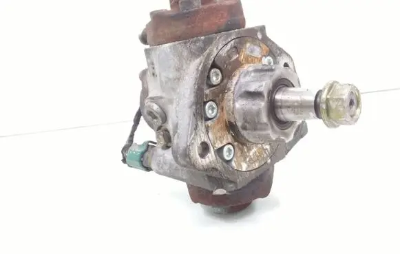 Opel Combo C Fuel injection high pressure pump 8973138622 HU2940000071