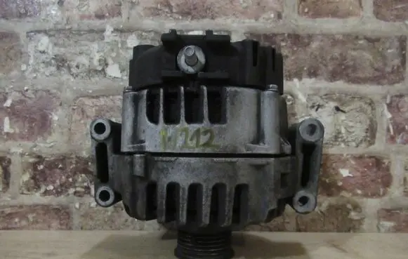 Mercedes-Benz E W212 Generator/alternator A0009067900