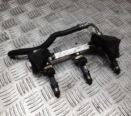 Fuel injectors set
