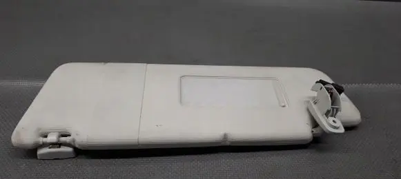 Volkswagen Cross Touran I Sun visor