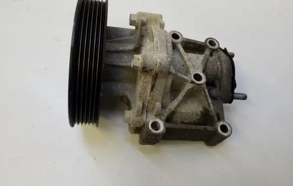 Jeep Cherokee Water pump OEM