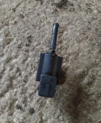BMW 5 E60 E61 Turbo solenoid valve 1742712