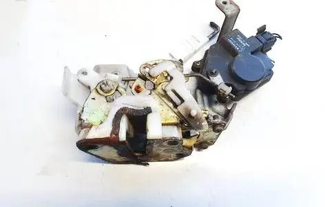 Mitsubishi Pajero Rear door lock 