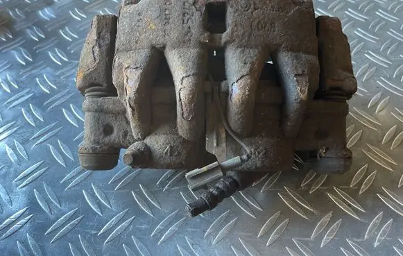 Fiat Ducato Front brake caliper