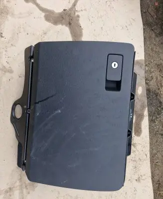 Volkswagen PASSAT B6 Glove box set 