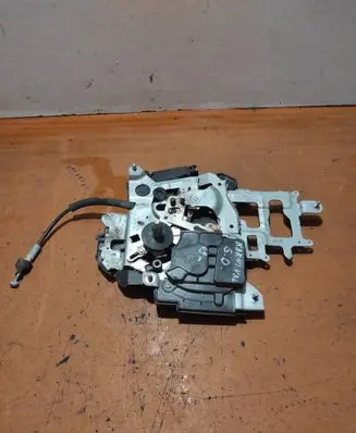 KIA Carnival Sliding door lock VQCL2