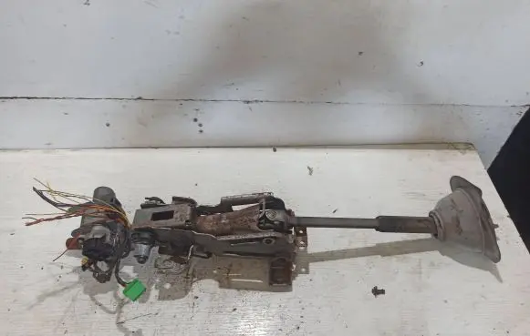 Volvo XC90 Steering wheel axle P31329890 D38KH T331210201